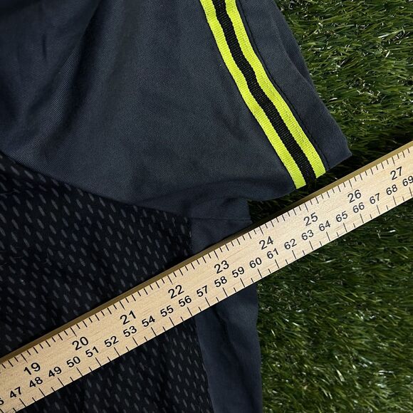 Star Wars Scrubs Top Mens XL Black Stormtrooper Empire Mesh Pockets Shirt Sci-Fi - Picture 10 of 11